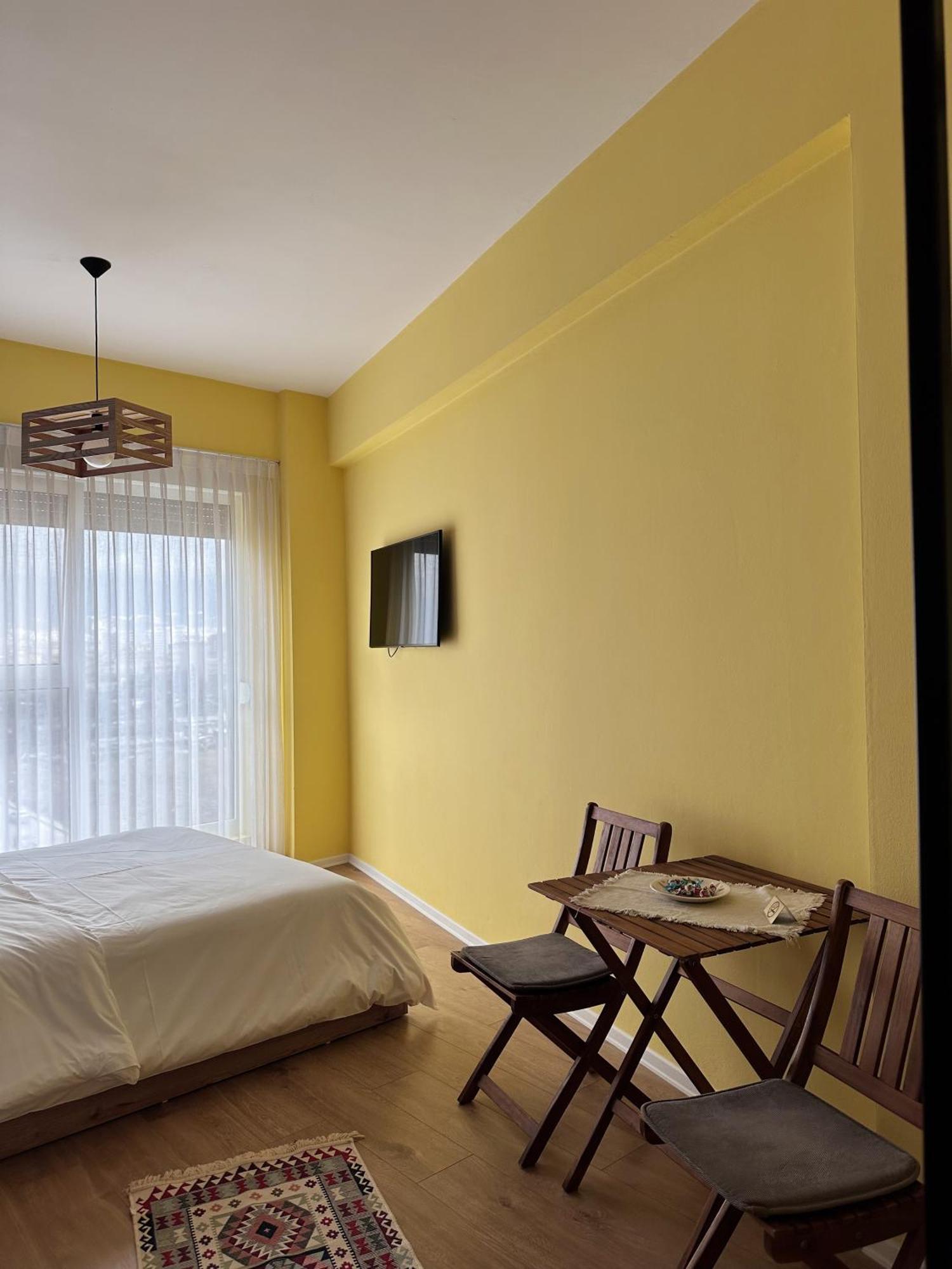 Bed and Breakfast 107 Dreams Tirana Esterno foto