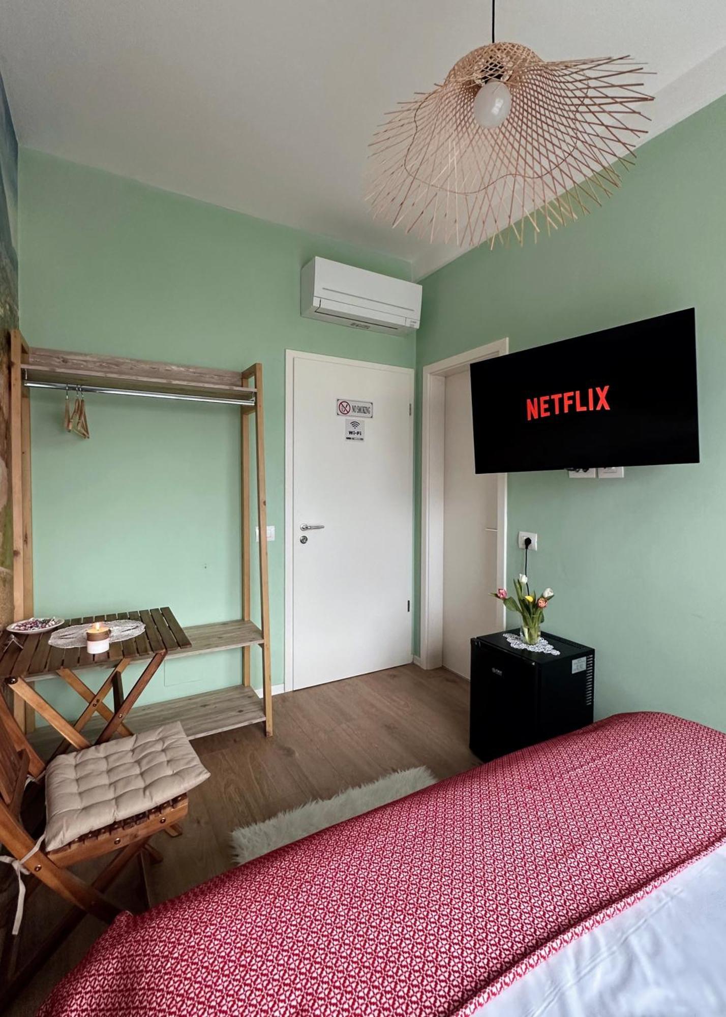 Bed and Breakfast 107 Dreams Tirana Esterno foto